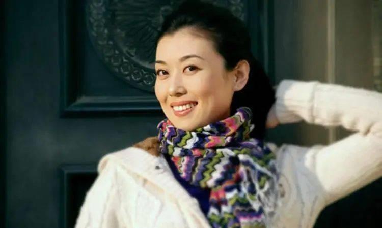 九十年代央视女主持人，时代的记忆与风采，九十年代央视女主持人，时代的记忆与风采展现
