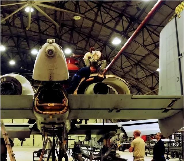 A-10攻击机的历史，空中雷霆的崛起与传奇，A-10攻击机，空中雷霆的传奇崛起史