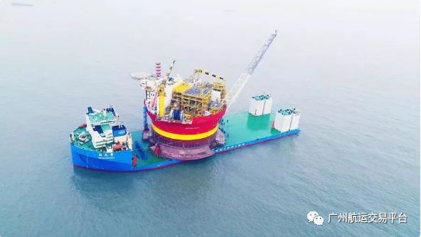 全球十大半潜船，引领海上巨无霸的新时代，全球十大半潜船引领海上巨无霸新时代