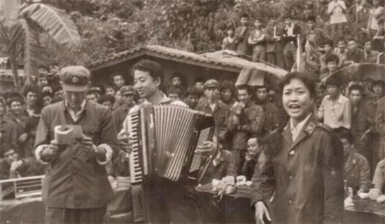 80年代军旅歌曲大全——时代的旋律，永恒的记忆，80年代军旅歌曲集锦，时代旋律与永恒回忆
