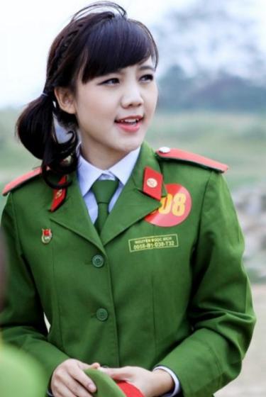 女兵一般干什么，现代女性军事角色的多元化发展，女兵在现代军事中的角色多元化发展，多元化任务与平等参与