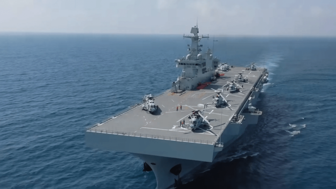 海南075型两栖攻击舰，中国海军力量的新里程碑，海南075型两栖攻击舰，中国海军力量的崭新里程碑