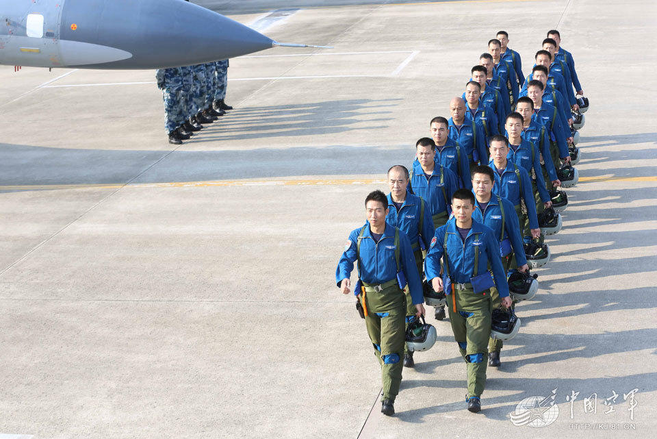 集团军空军，现代战争中的空中霸主，现代战争中的空中霸主，集团军空军的力量展现