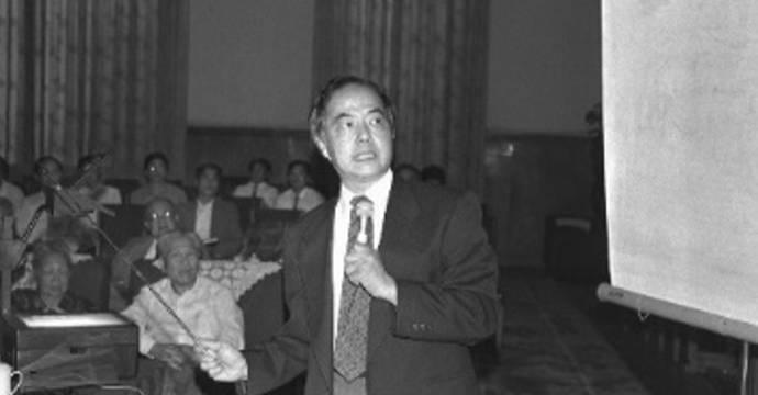 李中清，一位引领时代的杰出人物，李中清，时代引领者的杰出风采