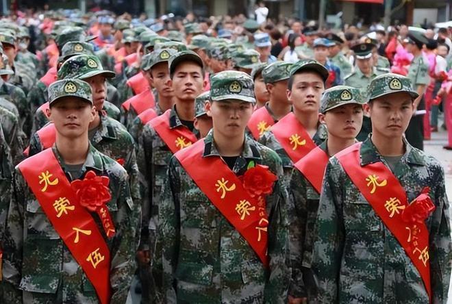 集团军是军级单位吗，概念、组织与作战能力的探讨，集团军概念解析，组织结构与作战能力探讨，是否属于军级单位？