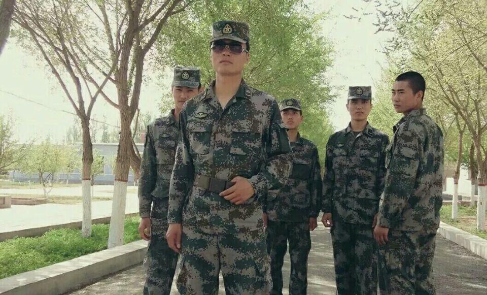 大学生士兵电视剧，CCTV-2下的青春风采，CCTV-2热播电视剧大学生士兵的青春风采