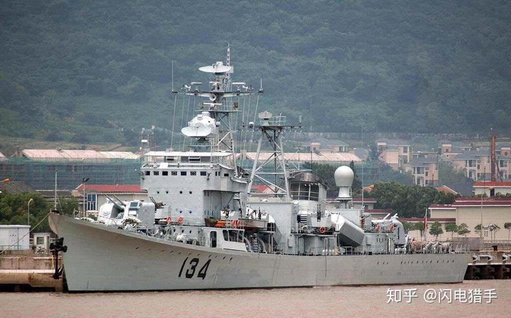 揭秘，中国海军的骄傲——051驱逐舰系列，揭秘，中国海军的骄傲——揭秘051驱逐舰系列传奇之旅