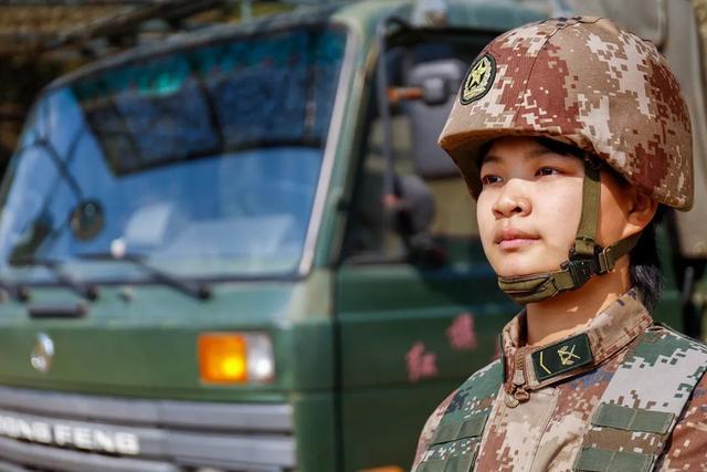 女驾驶员在47集团军的卓越表现，女驾驶员在47集团军中的卓越表现，巾帼不让须眉