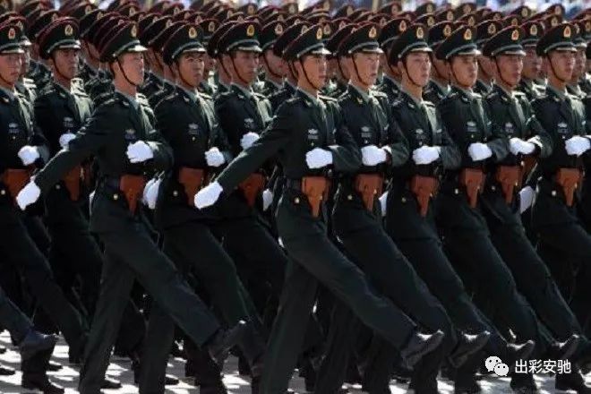 国庆60周年大阅兵群众方阵，展现国家力量与民众风采，国庆60周年大阅兵群众方阵，国家力量与民众风采的壮丽展示