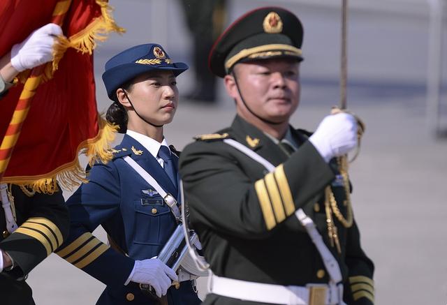 中华人民共和国三军仪仗队视频，荣耀与力量的展现，中华人民共和国三军仪仗队，荣耀与力量的震撼展示视频