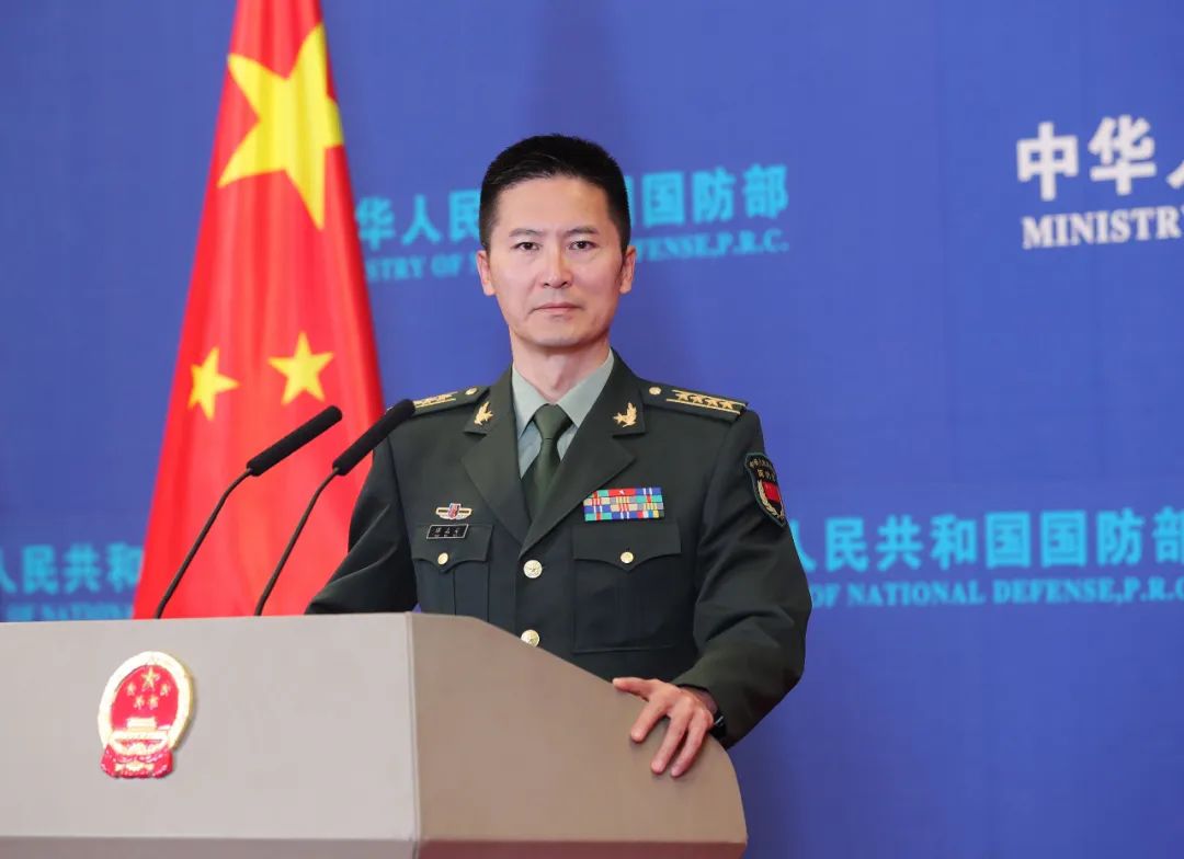 国防军事中的黄子轩，一位杰出的军事领袖的崛起，黄子轩，国防军事中的杰出军事领袖崛起之路