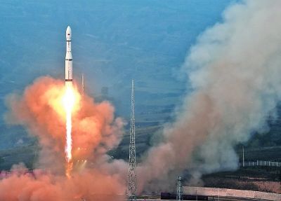 长征六号火箭发射成功，一箭携二十星，展现中国航天新辉煌，长征六号火箭一箭携二十星发射成功，中国航天新辉煌震撼世界