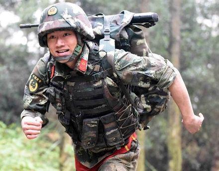 中国人民武装警察部队肩章，荣耀的象征与职责的彰显，中国人民武装警察部队肩章，荣耀与职责的象征