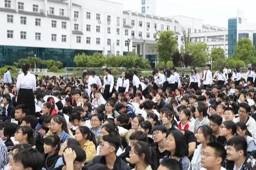 合唱先锋，歌唱祖国，合唱先锋，歌唱祖国赞歌