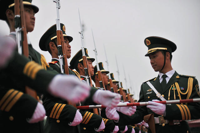 国旗护卫队最新图片，荣耀与责任的象征，国旗护卫队风采，荣耀与责任的象征图片展示