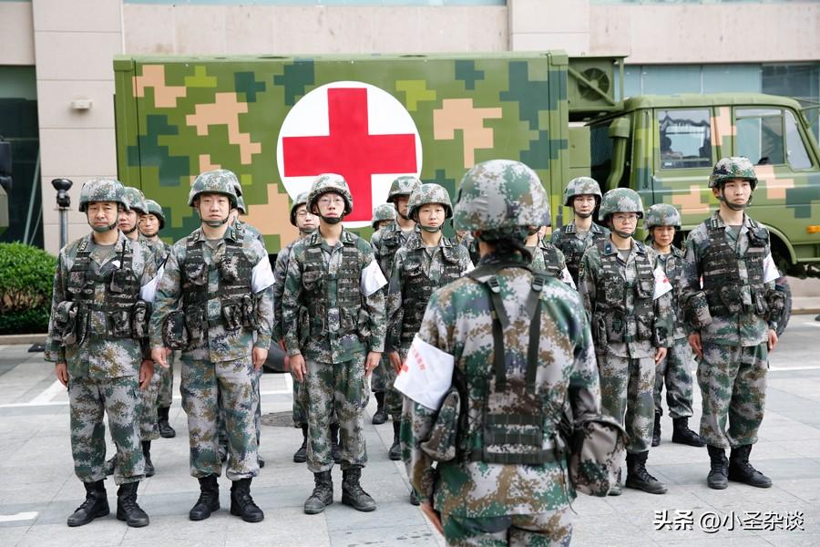 北京卫戍区的职责与使命，守卫首都，保障安全，北京卫戍区，守卫首都，使命必达，安全与责任的坚守