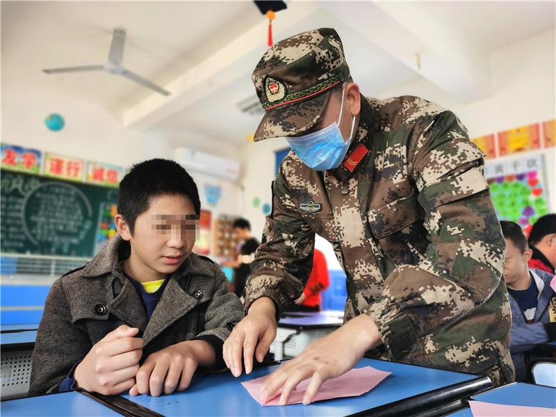 武警学校概述，种类丰富，专业特色鲜明，武警学校概览，专业特色鲜明，种类丰富