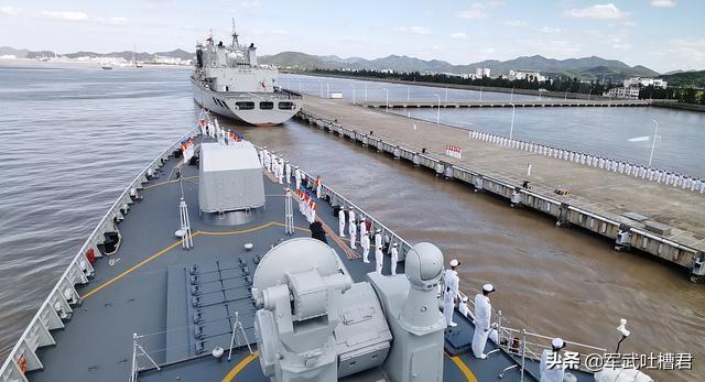 军舰的尺寸，长度、宽度与高度，军舰尺寸详解，长度、宽度与高度概览