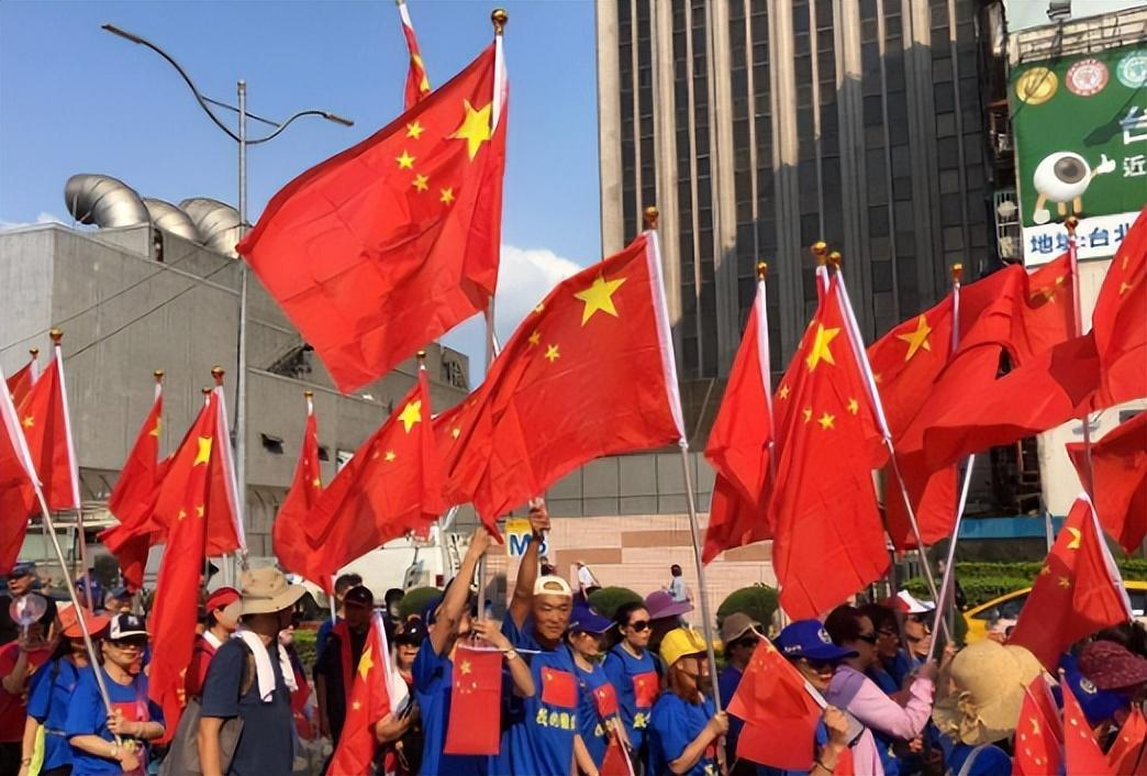 揭秘中国海军的骄傲——166号驱逐舰简介，中国海军的璀璨明珠，揭秘166号驱逐舰的神秘面纱