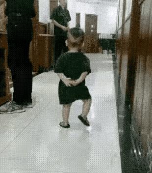 QQ画图红包航空母舰怎么画？详细教程带你轻松上手，QQ画图红包航空母舰详细绘制教程，轻松上手攻略
