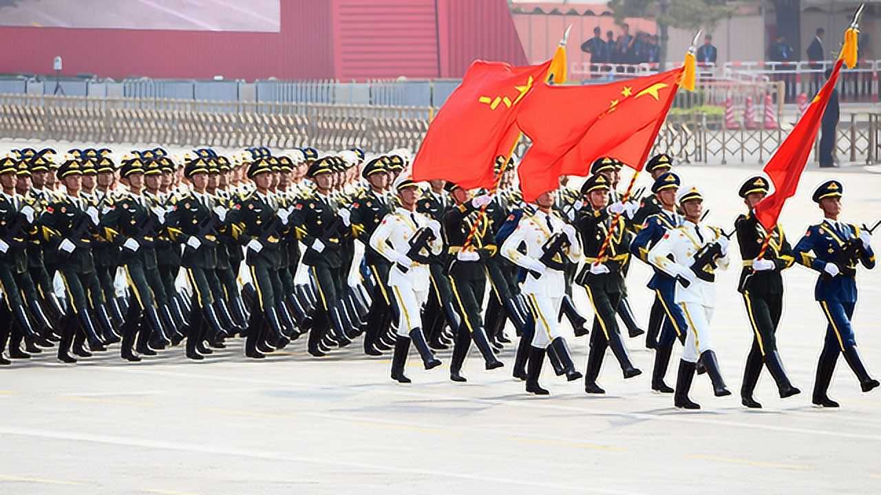 震撼心灵——2019年国庆大阅兵方队视频回顾，震撼心灵——回顾2019年国庆大阅兵方队风采的视频