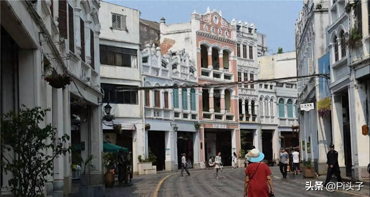 湛江在役军舰，见证海军力量的蓬勃发展，湛江在役军舰，海军力量的蓬勃发展见证
