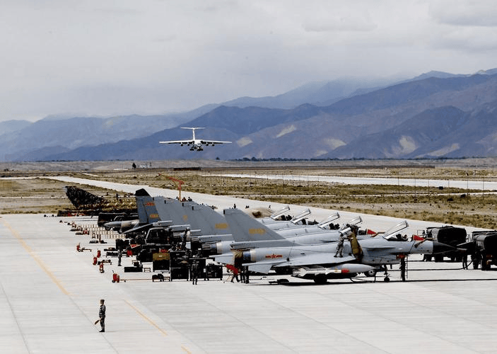 中国空军基地的地理位置及其重要性，中国空军基地地理位置与战略重要性探究