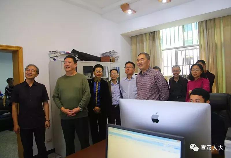 最新财经快讯，全球经济动态与市场趋势分析，全球经济动态与市场趋势最新财经快讯分析