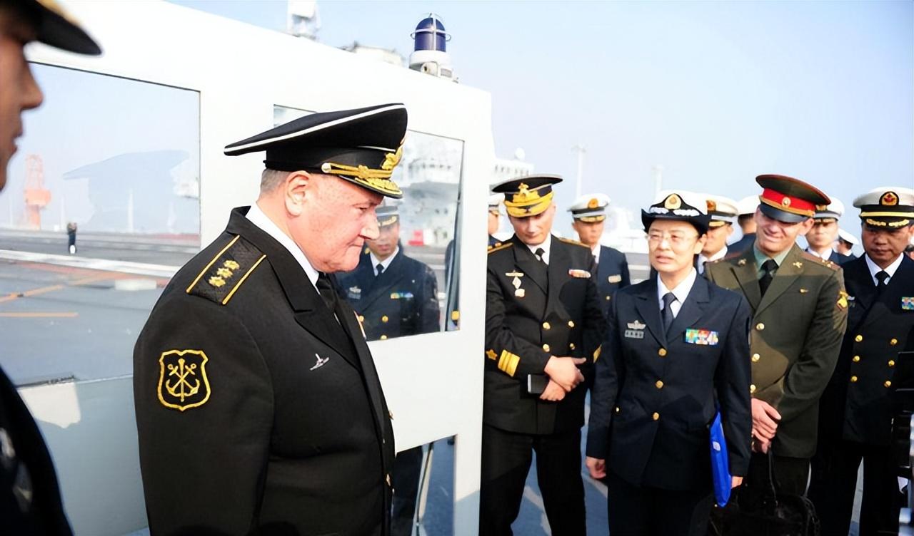 辽宁航母舰舰长揭秘，英勇领航，国之骄傲，辽宁航母舰长揭秘英勇领航，国之骄傲荣耀启航