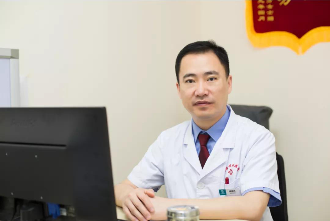 胡晓兵，一位引领时代的杰出人物，胡晓兵，时代引领者的杰出风采