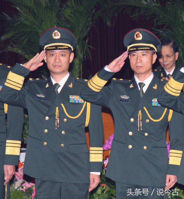 军衔级别与职务档次，军队管理体系中的双重维度，军衔级别与职务档次，军队管理体系的双重维度探究