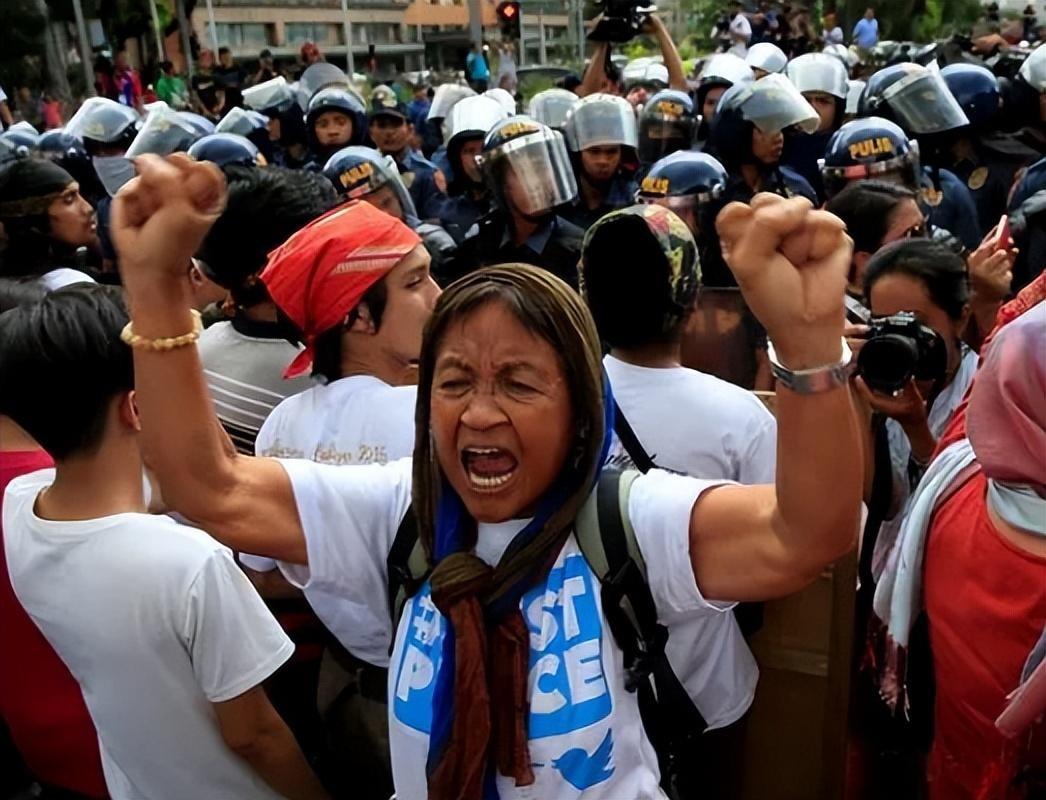 国防军事先进人物，时代的楷模，国家的骄傲，国防军事先进人物，时代的楷模，国家的荣耀