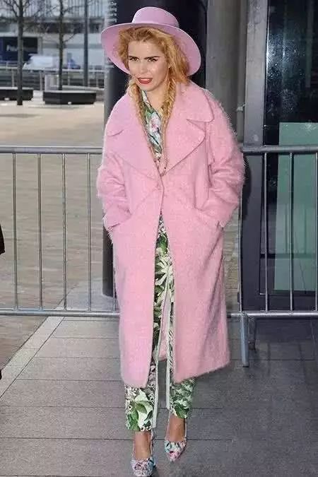 超级大本营军事论坛与藏青作训大衣，深度探讨军事装备与训练的重要性，藏青作训大衣与军事装备训练的重要性，超级大本营军事论坛深度解析