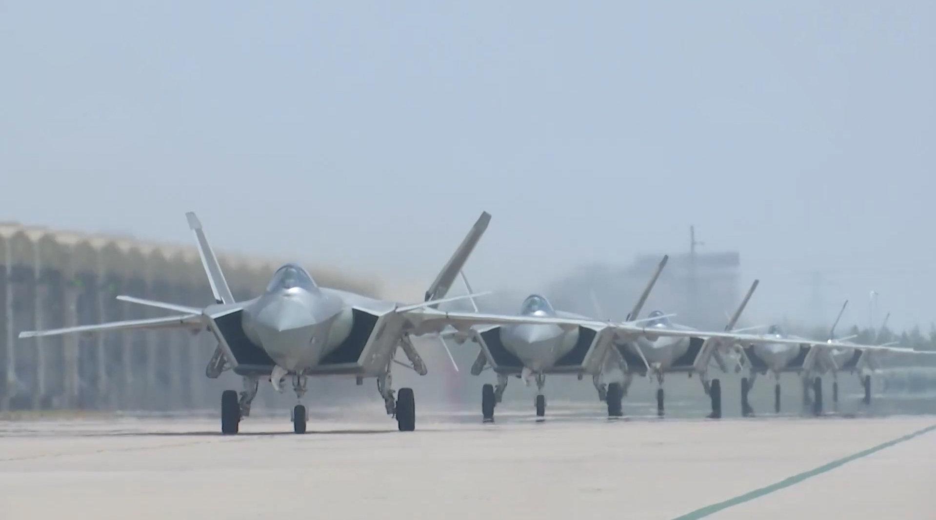 中国空军装备汇总，中国空军装备概览