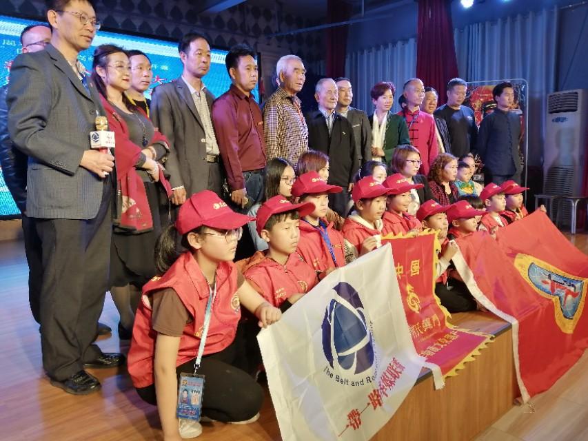 凤凰新闻官网登录入口，探索新闻资讯的海洋，凤凰新闻官网登录入口，新闻资讯海洋的探索之旅