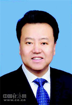 山钢集团高管滕后军简历概览，山钢集团高管滕后军简历概览，职业生涯揭秘
