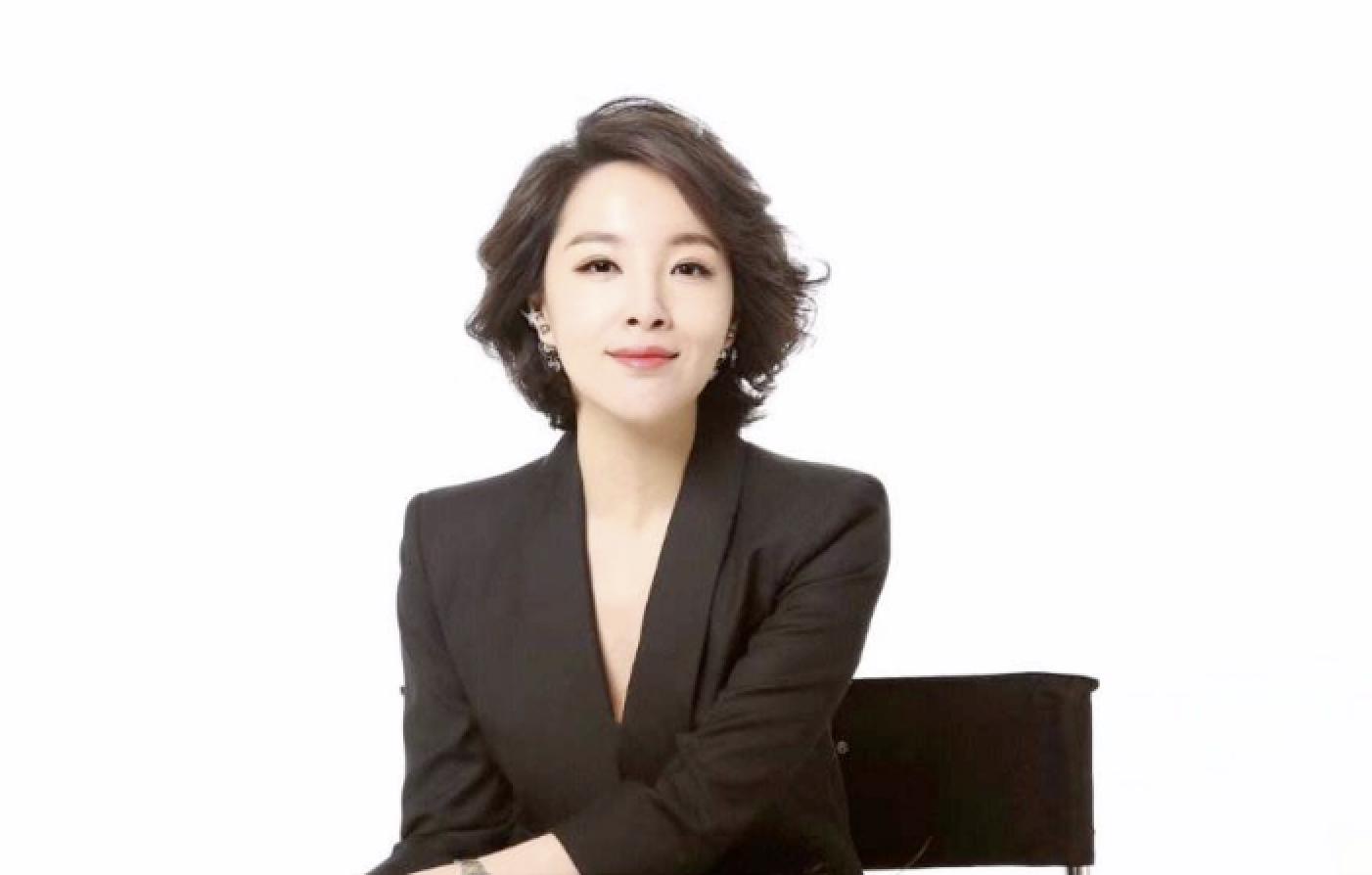 国防军事主持人周瑜，声音背后的力量与智慧，国防军事主持人周瑜，声音中的力量与智慧