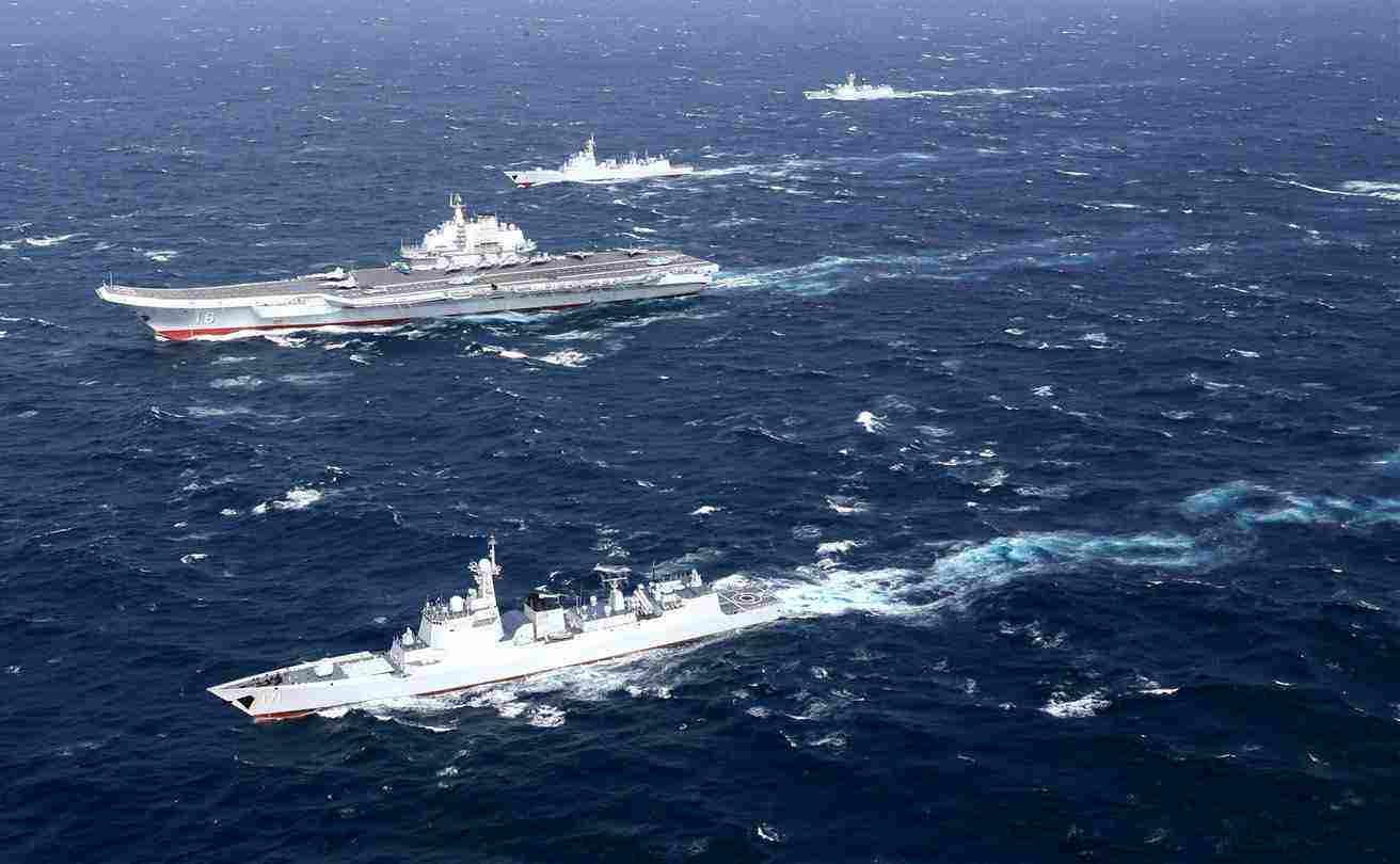 中国核动力补给舰，引领新时代的海上力量，中国核动力补给舰，引领海上力量，开启新时代征程