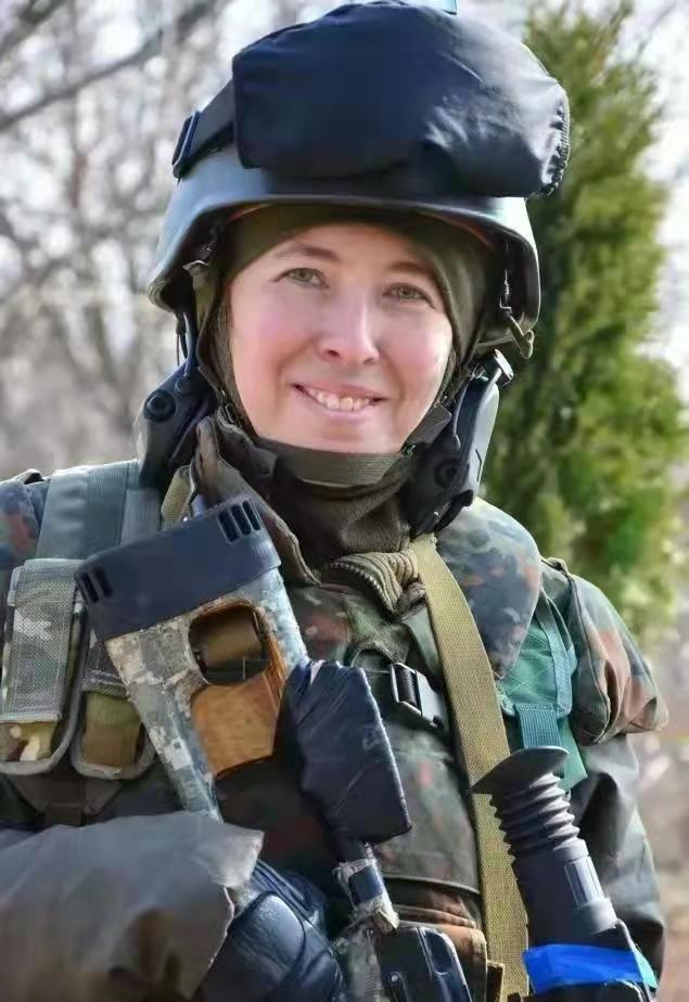 俄乌战争对乌克兰经济冲击的深入研究,俄乌战争对乌克兰经济冲击的探究