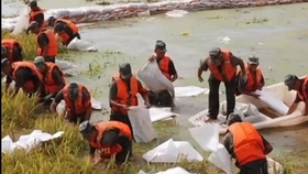 90岁老兵唱响志愿军军歌,时代的记忆与英雄的不朽情怀,90岁老兵唱响志愿军军歌,时代记忆中的英雄情怀