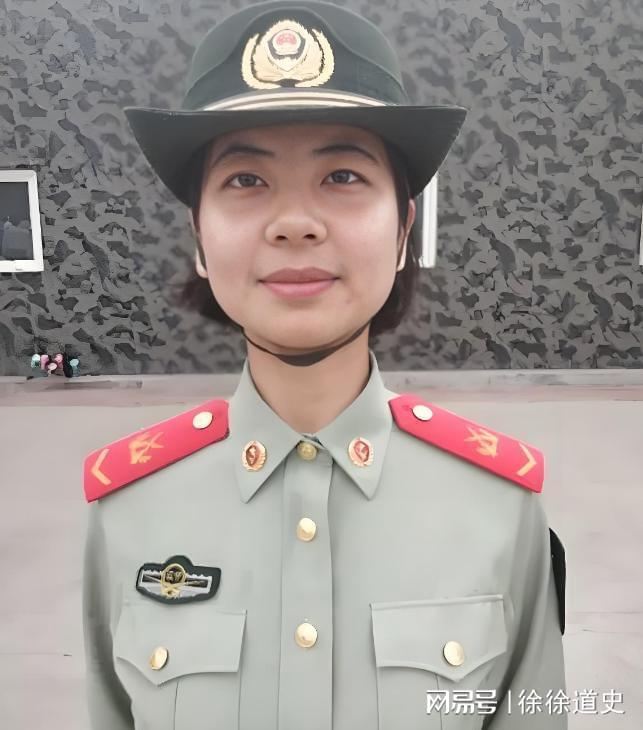 未来视角下的军装展望,2025年的军装构想,未来视角,2025年军装构想展望