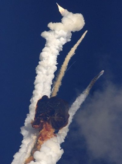 火箭发射失事,探索太空的挑战与反思,火箭发射失败引发深思,太空探索的挑战与反思