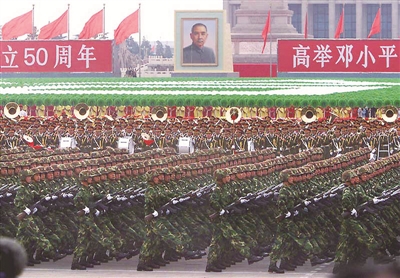 解放军装甲阅兵方阵,展现钢铁巨龙的磅礴力量,解放军装甲阅兵方阵,钢铁巨龙的磅礴力量展示