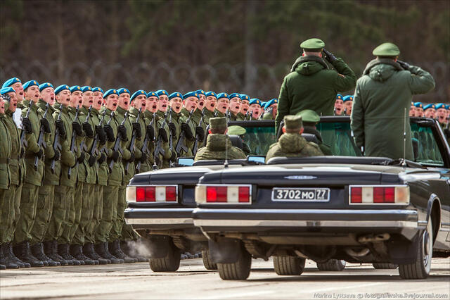 阅兵盛典中的璀璨明珠,首次亮相的70周年阅兵方阵揭秘,阅兵盛典璀璨明珠,揭秘70周年阅兵方阵首秀风采