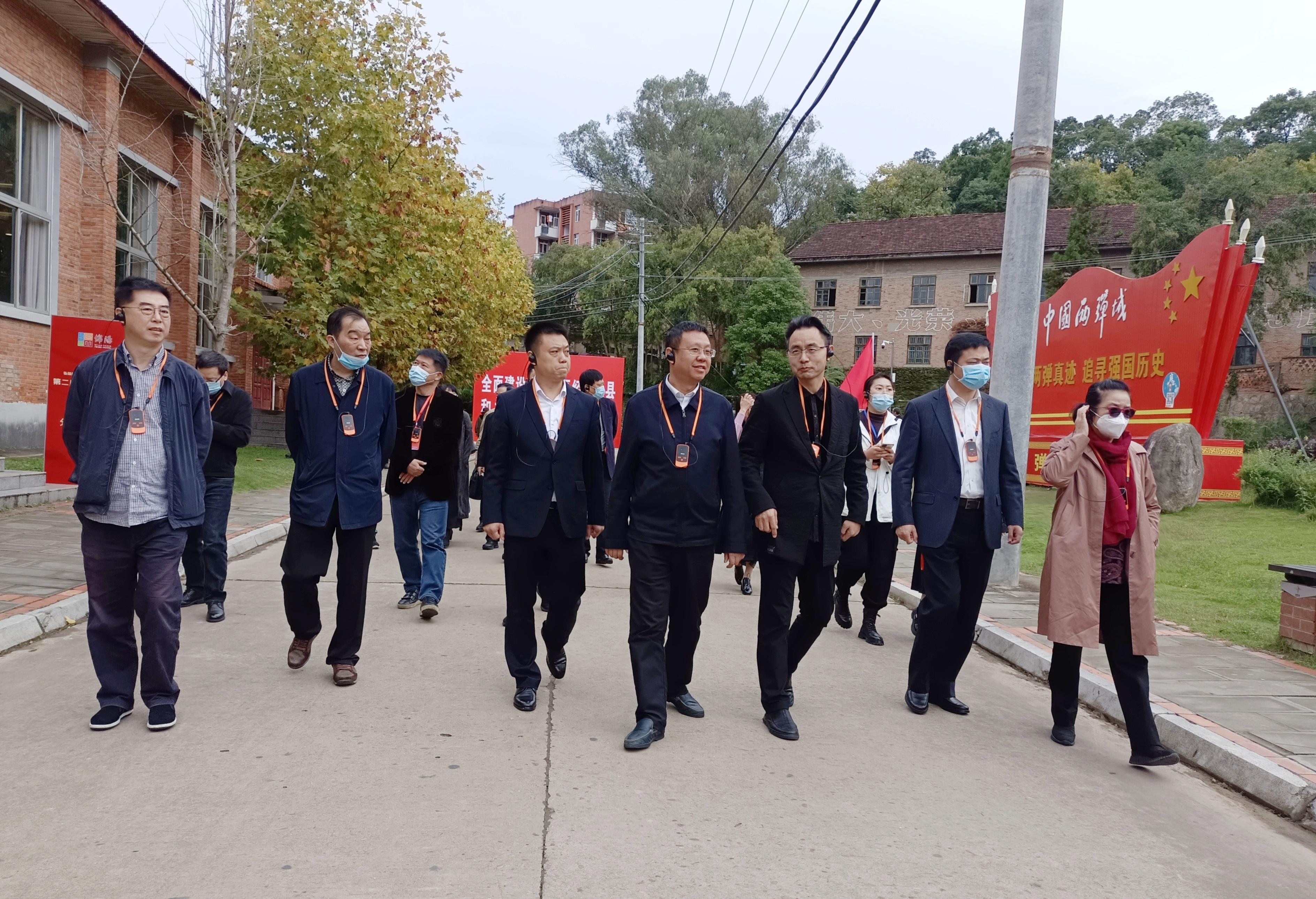 邓稼先墓,历史的记忆,时代的敬仰——参观之旅,邓稼先墓,历史的记忆与时代的敬仰——纪念参观之旅