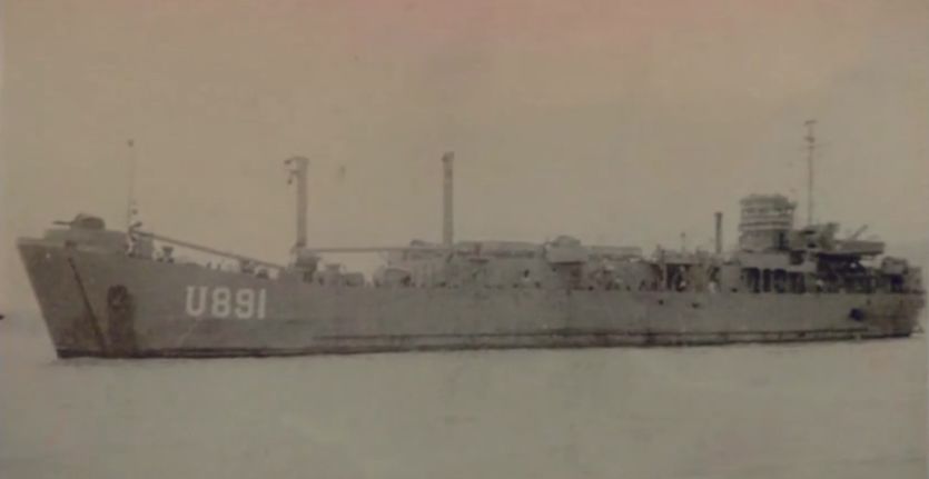 揭秘中国海军新利器,938吕梁山舰,揭秘中国海军新利器,吕梁山舰亮相揭秘