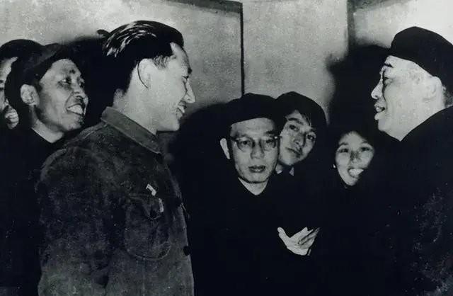 武装部军装风采,图片展示及其背后故事,武装部军装风采,图片展示与背后故事的探秘