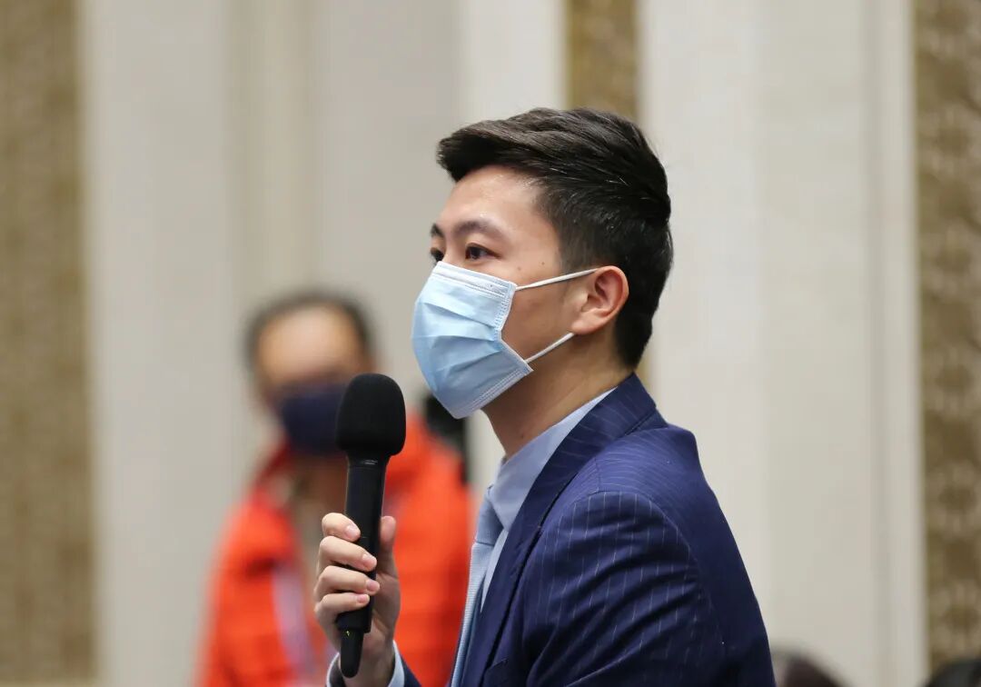 新闻发布人员的角色与职责,塑造信息透明桥梁的关键力量,新闻发布人员的角色与职责,构建信息透明桥梁的核心力量