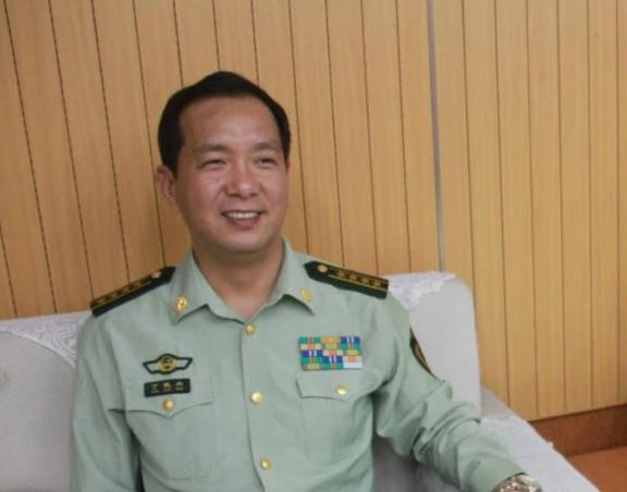 丁晓兵晋升中将最新消息，荣耀时刻，见证成长，丁晓兵晋升中将，荣耀时刻见证成长之路