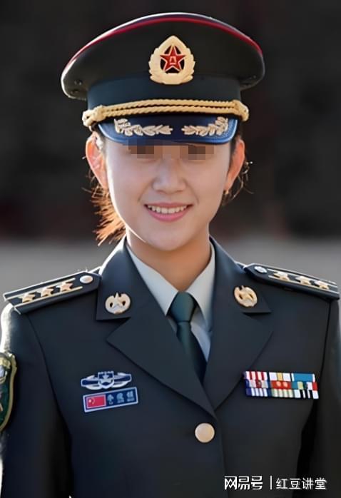 揭秘女兵李温柔的真名背后，荣耀与牺牲的传奇故事，女兵李温柔的真名背后，荣耀与牺牲的传奇故事揭秘
